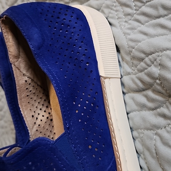 Naturalizer Size 10M Womens Suede Blue Slip On Shoes - Picture 5 of 16